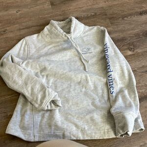 Vineyard vines sweater